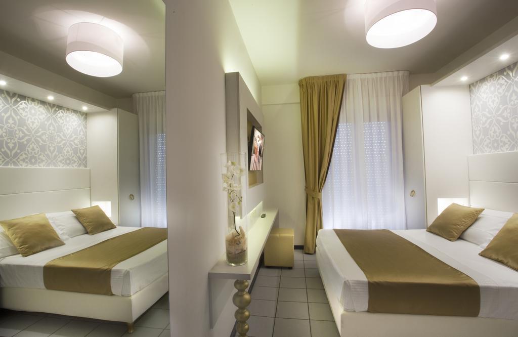 Hotel Ambassador Riccione Esterno foto