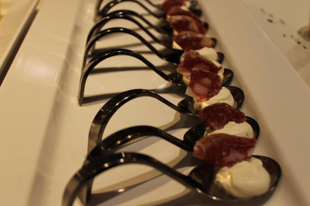 Hotel Ambassador Riccione Esterno foto