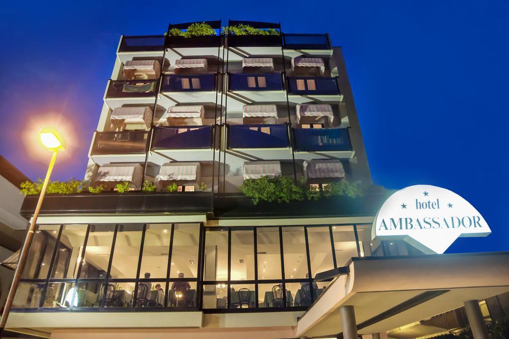 Hotel Ambassador Riccione Esterno foto